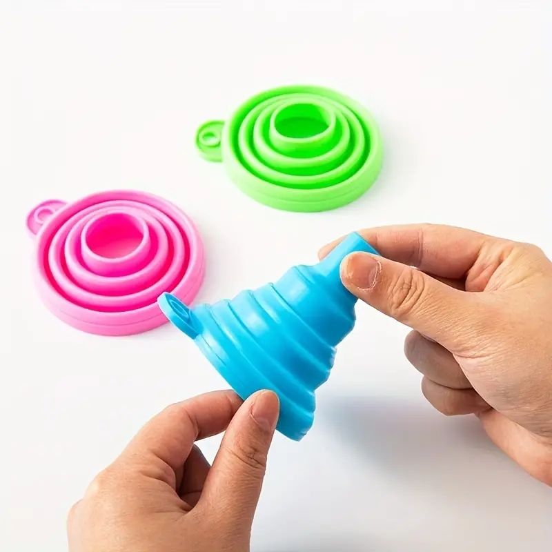 Silikonowy lejek składany Wiel – Kitchen Gadgets Small recenzja i cena